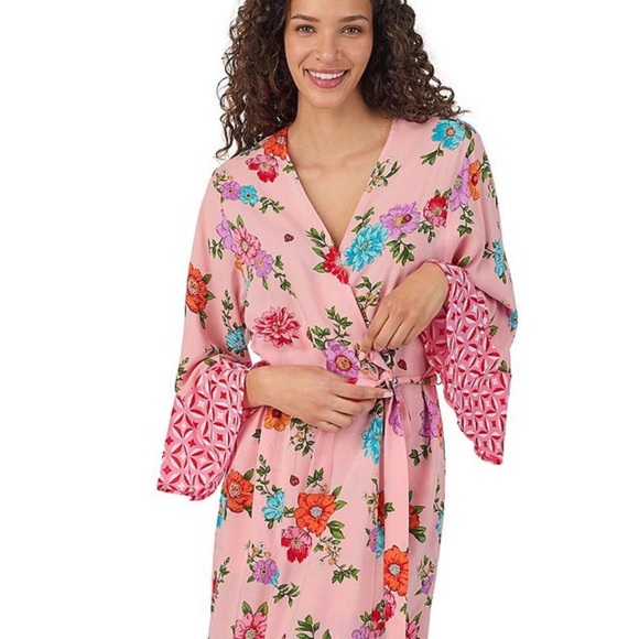 New with Tags size XS Floral Pink Women's Robe by Beauty Sleep Social. Rayon. - Picture 2 of 14